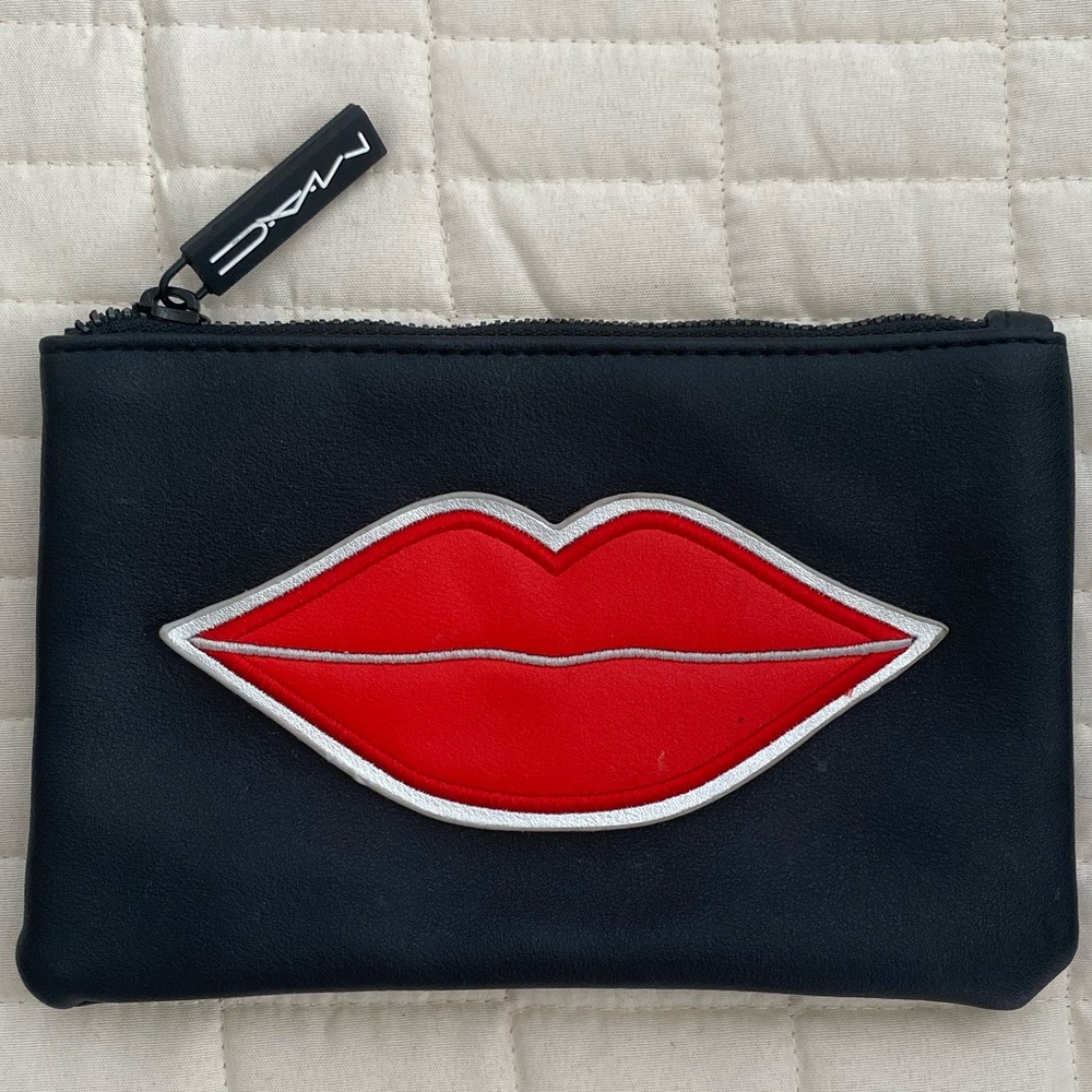 MAC Makeup Bag 💋